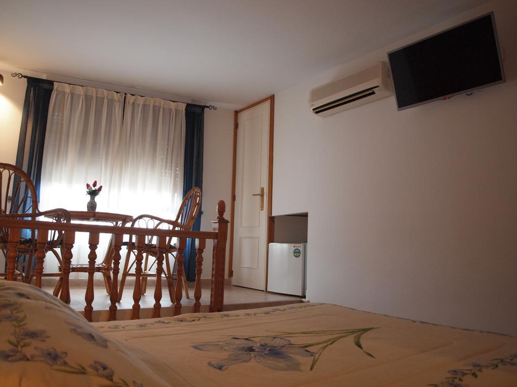 Hostal Yuste Garganta la Olla Esterno foto