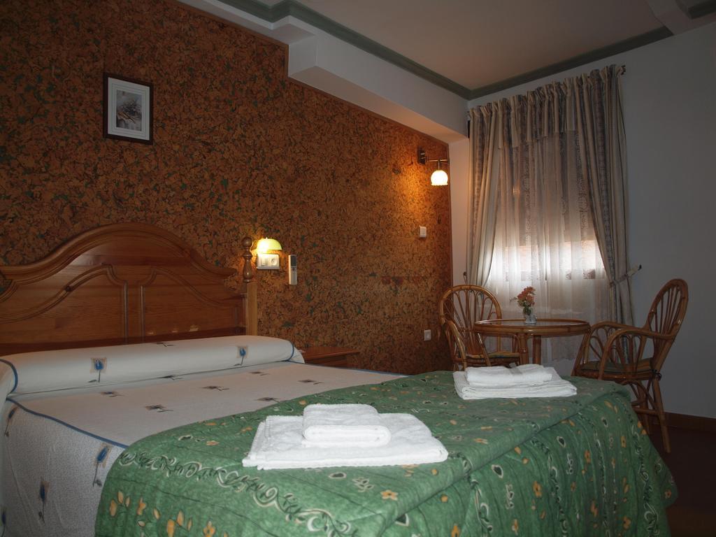 Hostal Yuste Garganta la Olla Esterno foto